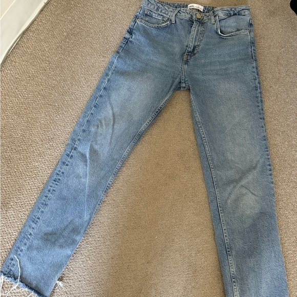 Zara Jeans - Picture 2 of 3